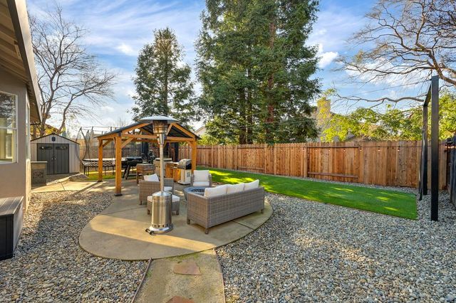 1900 Avenida Martina, Roseville, CA 95747