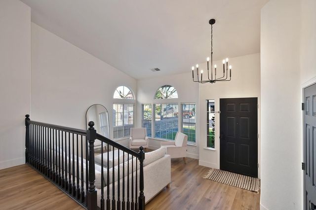 1900 Avenida Martina, Roseville, CA 95747