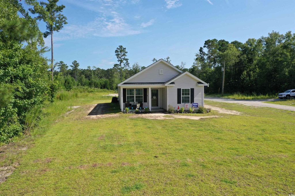 1300 Floyd Page Rd., Galivants Ferry, SC 29544
