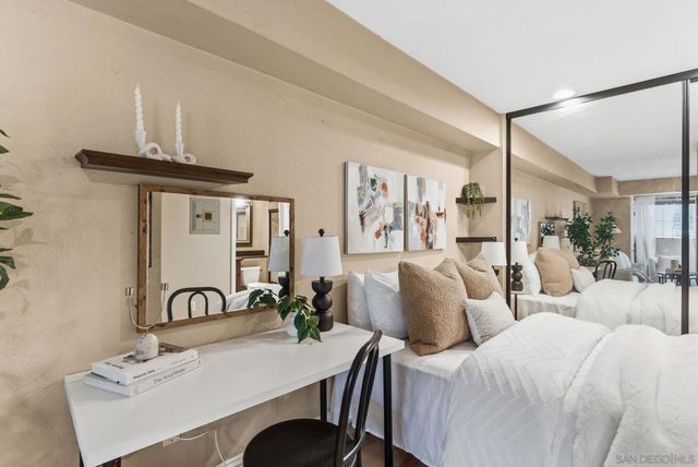 3927 Nobel Dr 39, San Diego, CA 92122