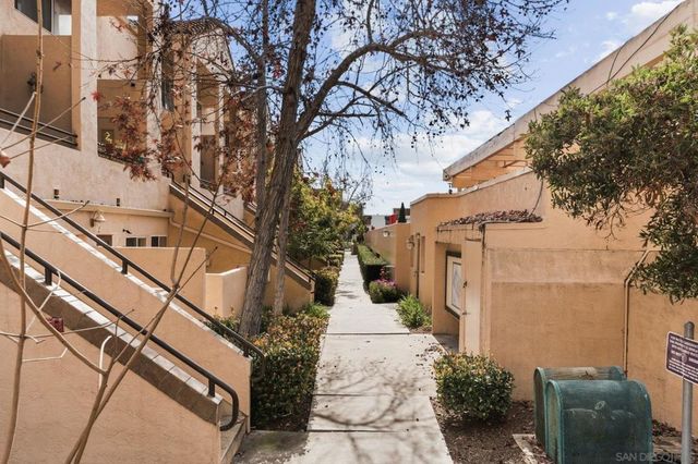 3927 Nobel Dr 39, San Diego, CA 92122