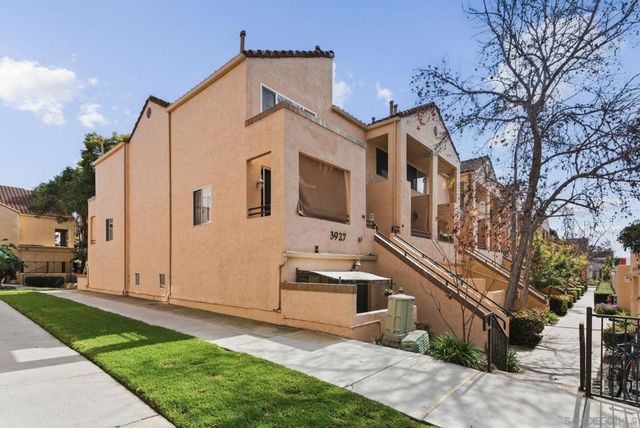 3927 Nobel Dr 39, San Diego, CA 92122
