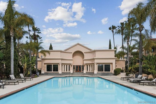 3927 Nobel Dr 39, San Diego, CA 92122