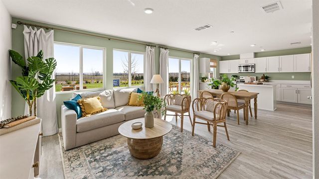 1956 Talavera Dr, Lincoln, CA 95648