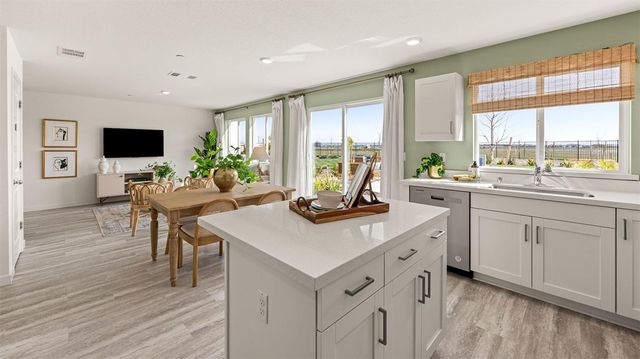 1956 Talavera Dr, Lincoln, CA 95648