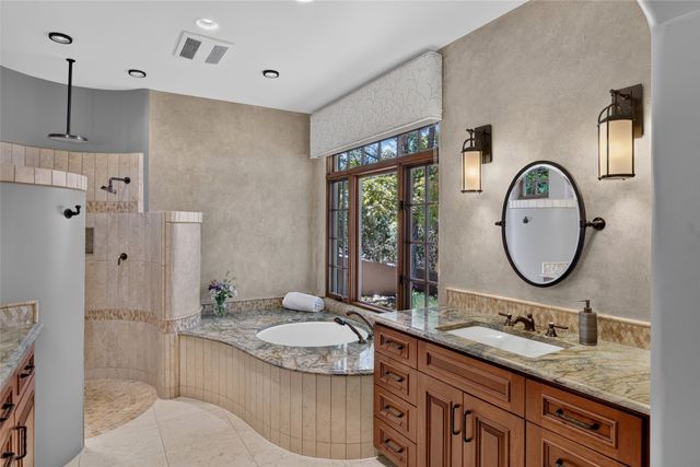 1145 South Summit Ridge, Santa Fe, NM 87501