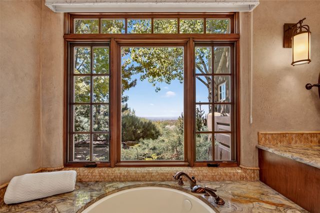 1145 South Summit Ridge, Santa Fe, NM 87501