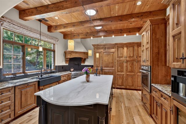 1145 South Summit Ridge, Santa Fe, NM 87501