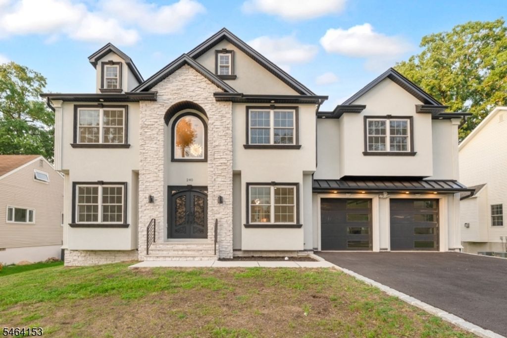 240 Atlantic Dr, Parsippany-troy Hills Twp., NJ 07054