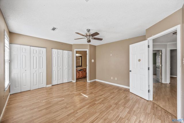 1806 Tunsel Road SW, Hartselle, AL 35640