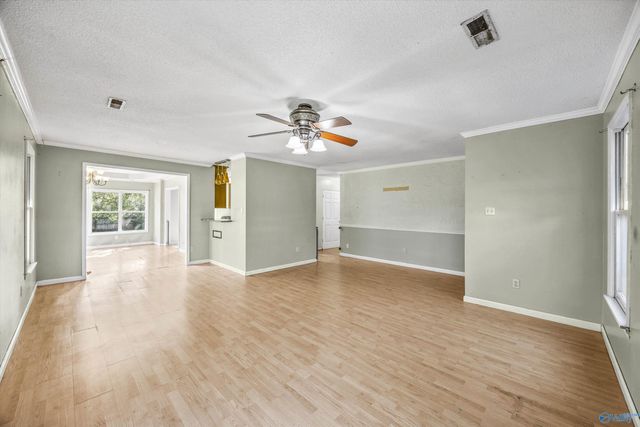 1806 Tunsel Road SW, Hartselle, AL 35640