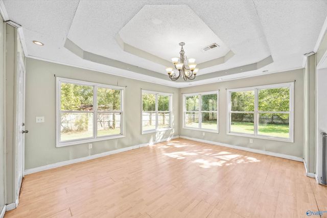 1806 Tunsel Road SW, Hartselle, AL 35640