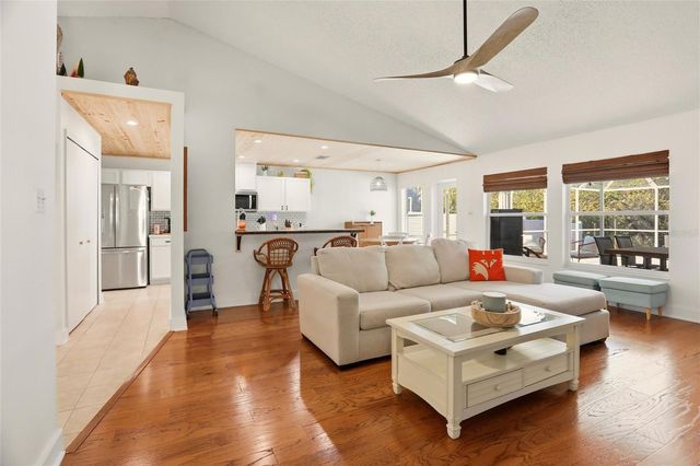 314 111TH STREET E, Bradenton, FL 34212