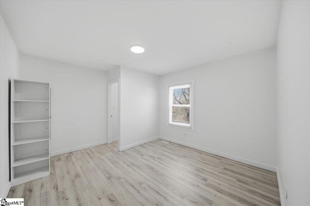 208B Collins Avenue, Spartanburg, SC 29306