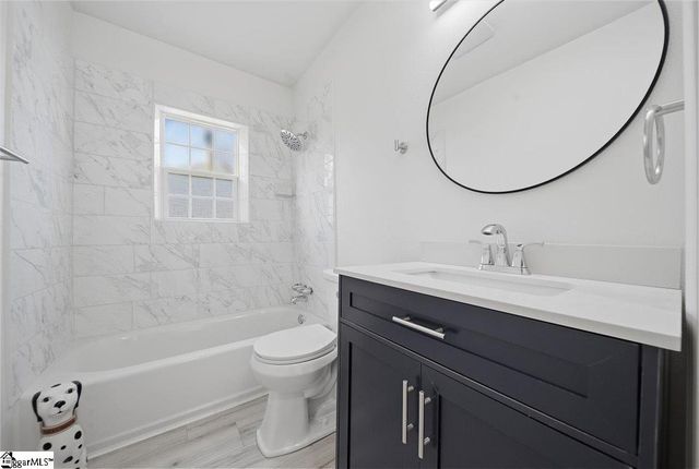 208B Collins Avenue, Spartanburg, SC 29306