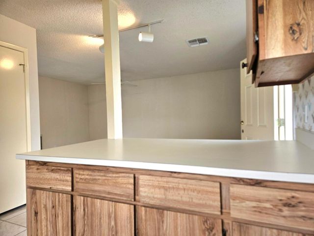 6172 W Airport Boulevard 6172, Houston, TX 77035