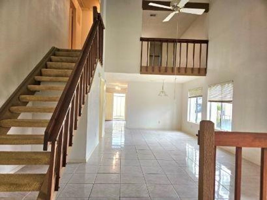 6172 W Airport Boulevard 6172, Houston, TX 77035