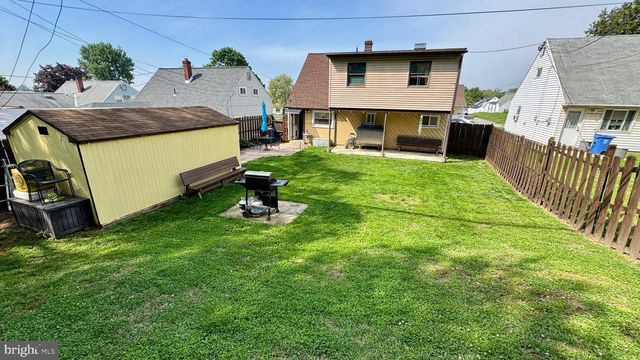 903 LAS VEGAS DR, Temple, PA 19560