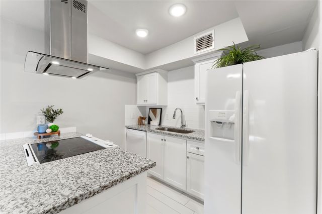 9130 Vogue Lane B, Houston, TX 77080