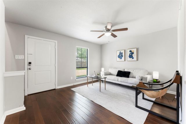9130 Vogue Lane B, Houston, TX 77080