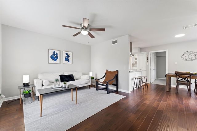9130 Vogue Lane B, Houston, TX 77080
