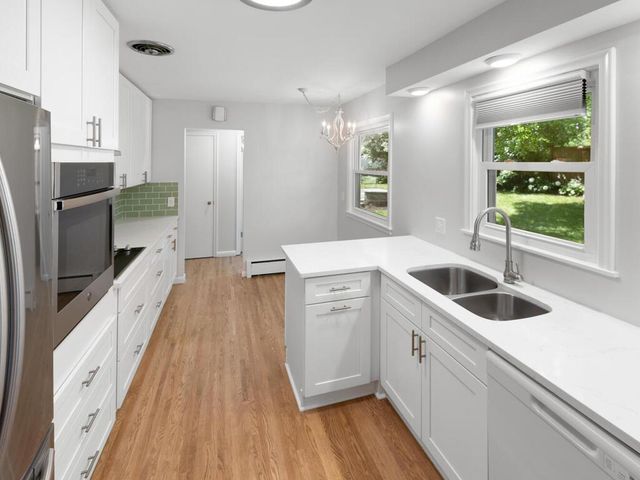 4820 Williston Road, Minnetonka, MN 55345