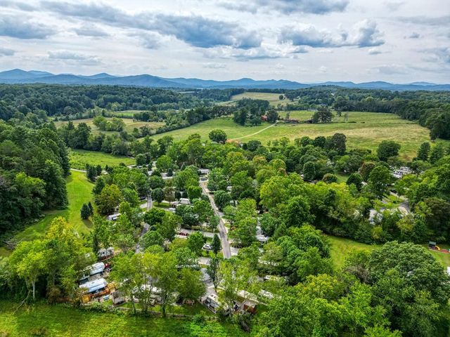 67 Apache Bend Road, Blairsville, GA 30512