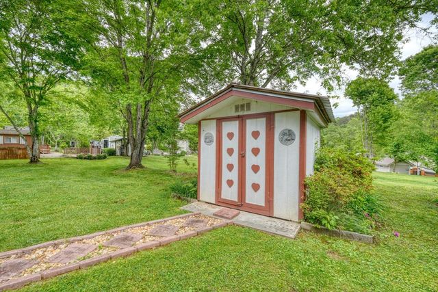 67 Apache Bend Road, Blairsville, GA 30512