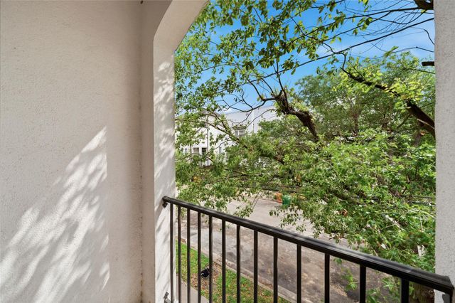 4120 Driscoll Street, Houston, TX 77098