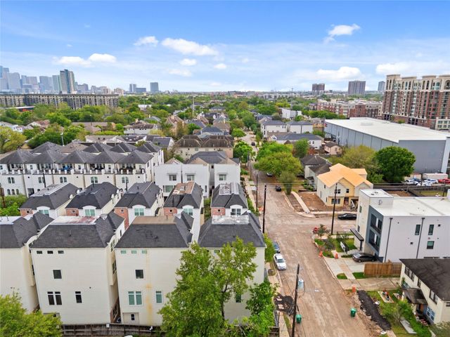 4120 Driscoll Street, Houston, TX 77098