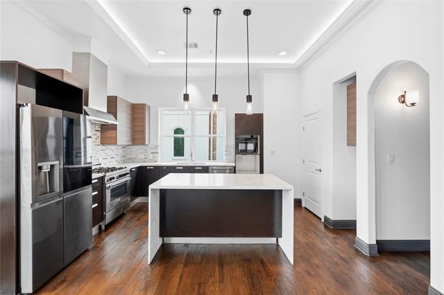 4120 Driscoll Street, Houston, TX 77098