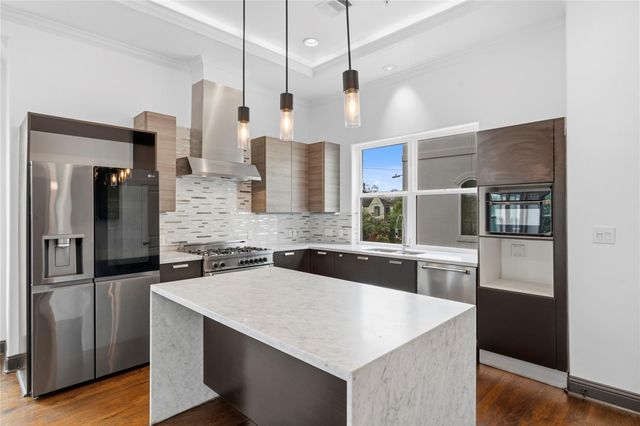 4120 Driscoll Street, Houston, TX 77098