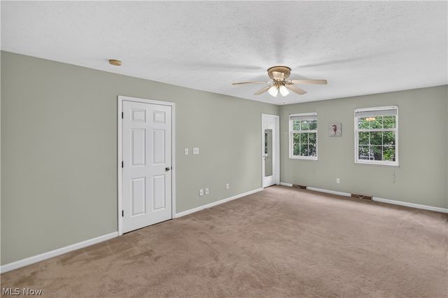 5005 Bar Harbor Lane 5005, Stow, OH 44224