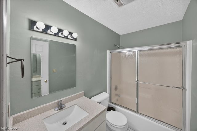 5005 Bar Harbor Lane 5005, Stow, OH 44224