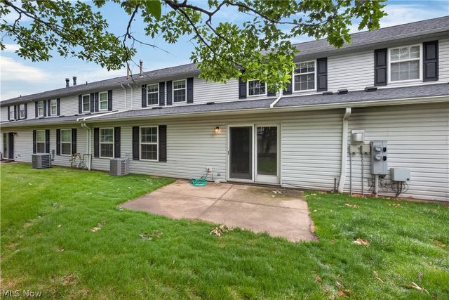 5005 Bar Harbor Lane 5005, Stow, OH 44224