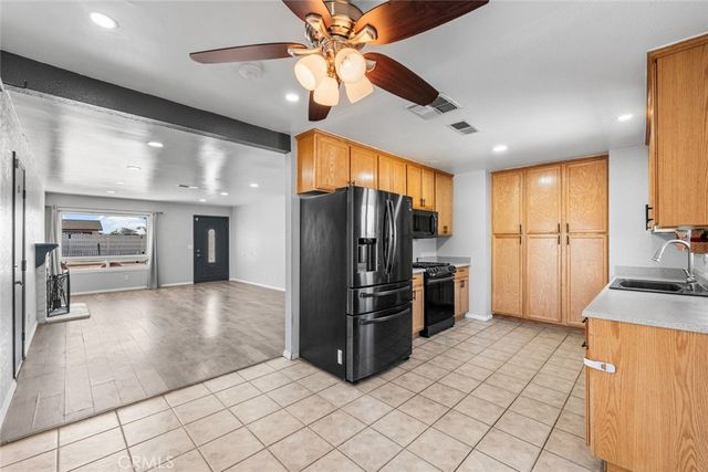 40603 178th Street E, Lake Los Angeles, CA 93535