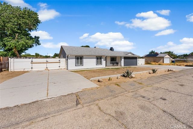 40603 178th Street E, Lake Los Angeles, CA 93535