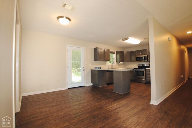 539 County Road 338, Jonesboro, AR 72401
