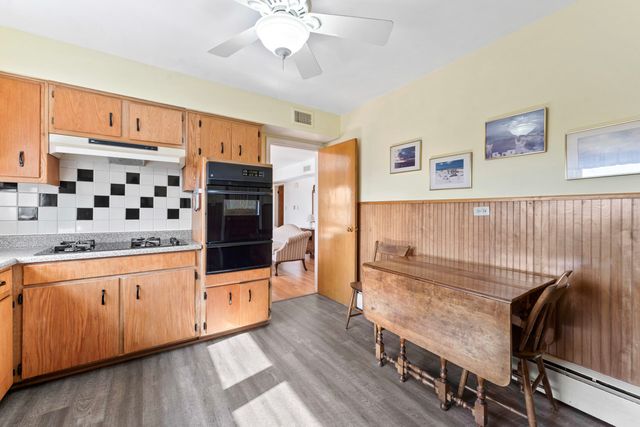 5927 W Addison Street 2D, Chicago, IL 60634