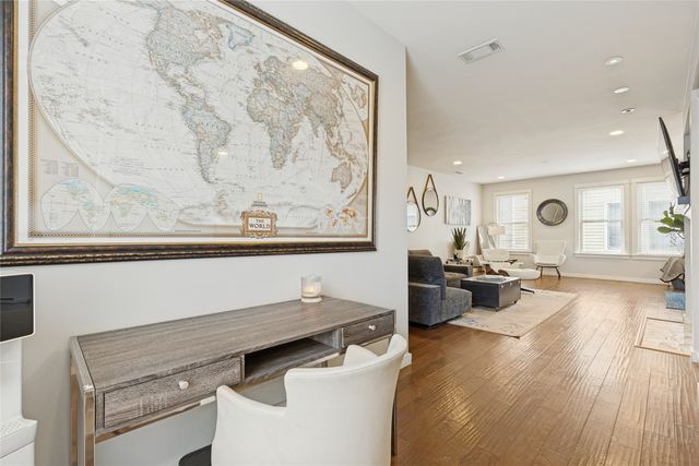 2604 Thomas Avenue 2, Dallas, TX 75204