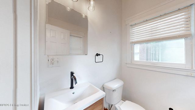 1377 S 1st St, Louisville, KY 40208