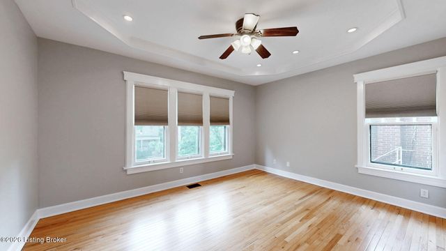 1377 S 1st St, Louisville, KY 40208