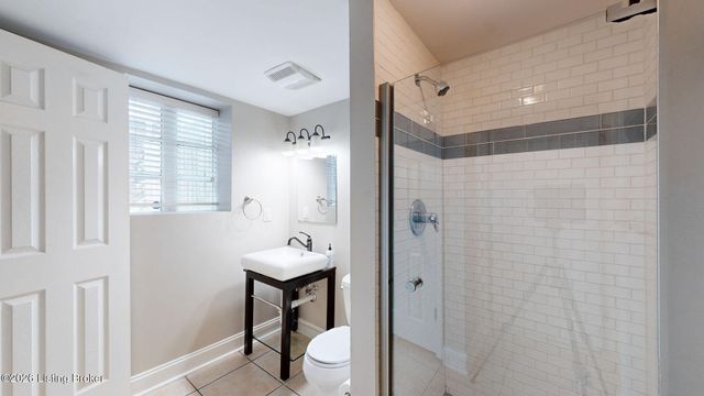 1377 S 1st St, Louisville, KY 40208