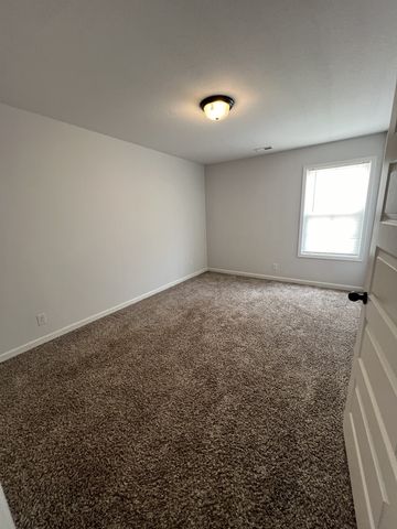 660 Elm St, Clarksville, TN 37040