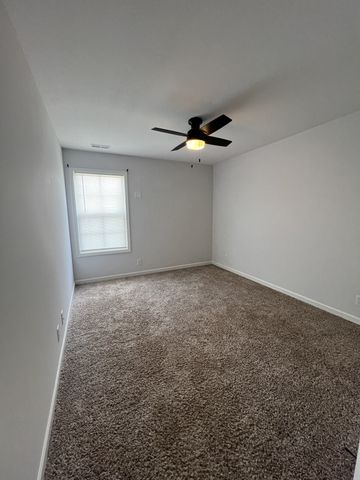 660 Elm St, Clarksville, TN 37040