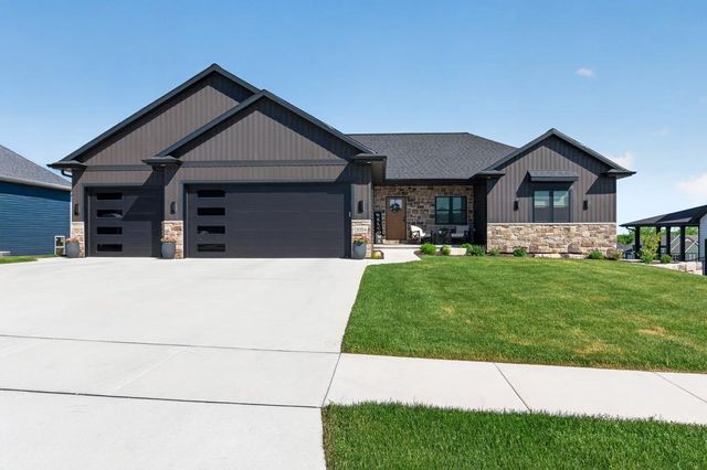 3054 STONE FENCE PLACE, Green Bay, WI 54311