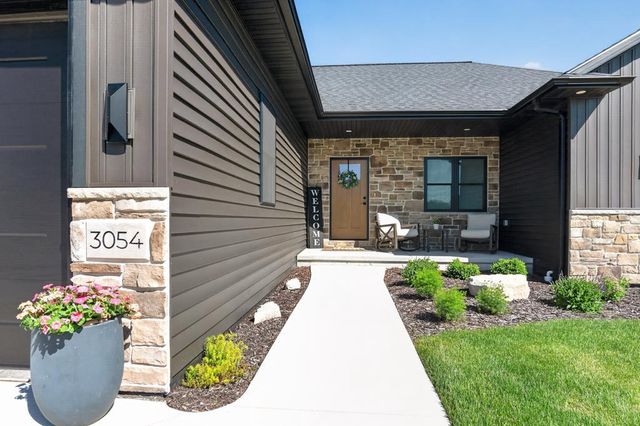 3054 STONE FENCE PLACE, Green Bay, WI 54311