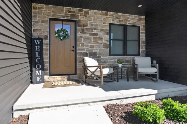 3054 STONE FENCE PLACE, Green Bay, WI 54311