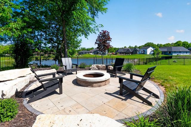 3054 STONE FENCE PLACE, Green Bay, WI 54311