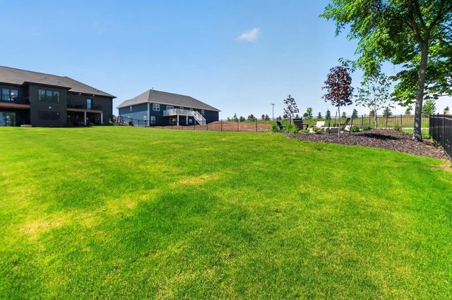 3054 STONE FENCE PLACE, Green Bay, WI 54311